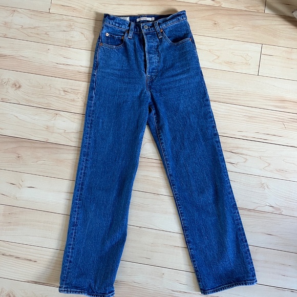 Levi's Ribcage Straight Size 25 - Picture 4 of 4